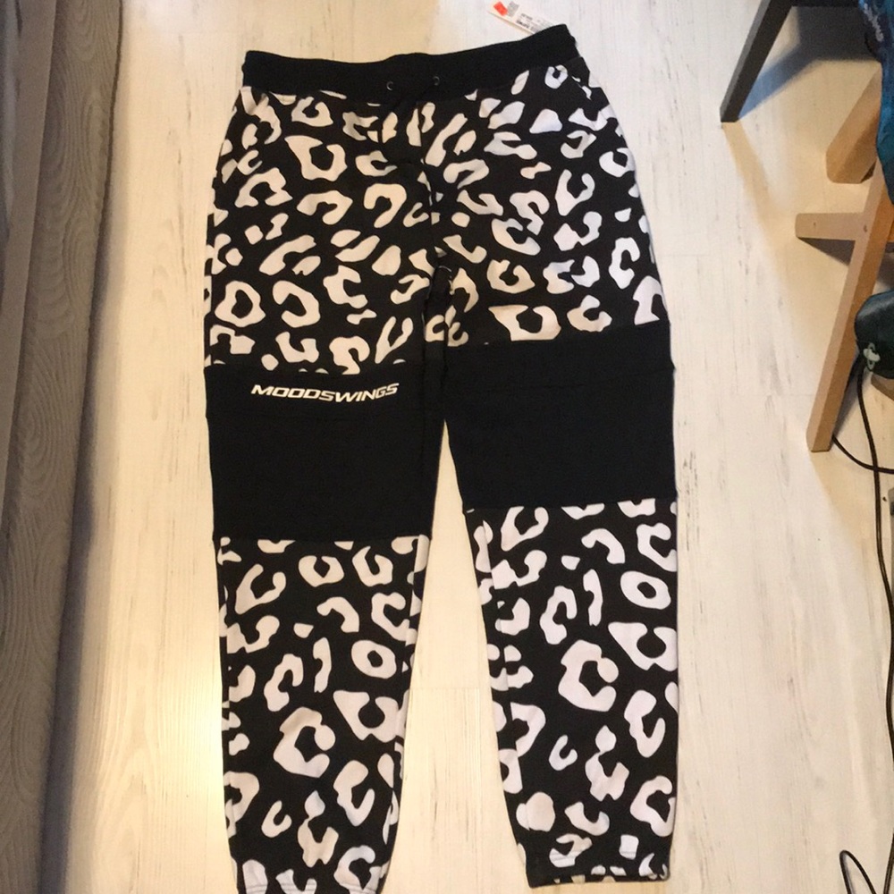 COPY - Moodswings Leopard Fleece Sweatpants